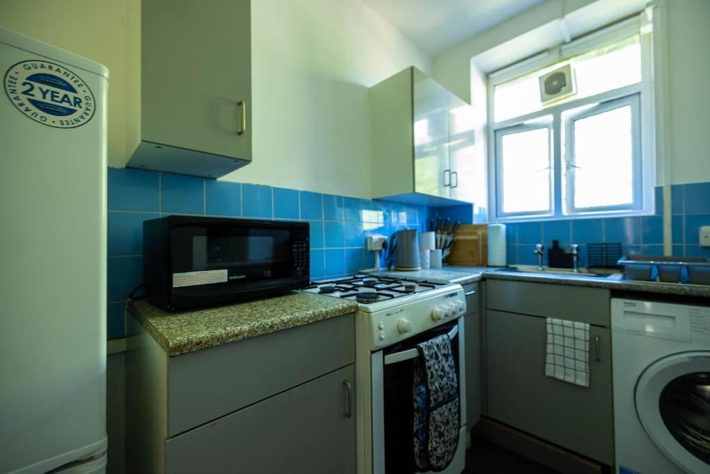 Pristine 3 Beds Hackney E9 Apartment ลอนดอน ภายนอก รูปภาพ
