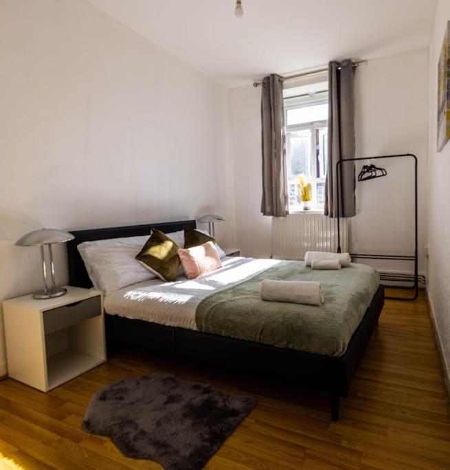 Pristine 3 Beds Hackney E9 Apartment ลอนดอน ภายนอก รูปภาพ