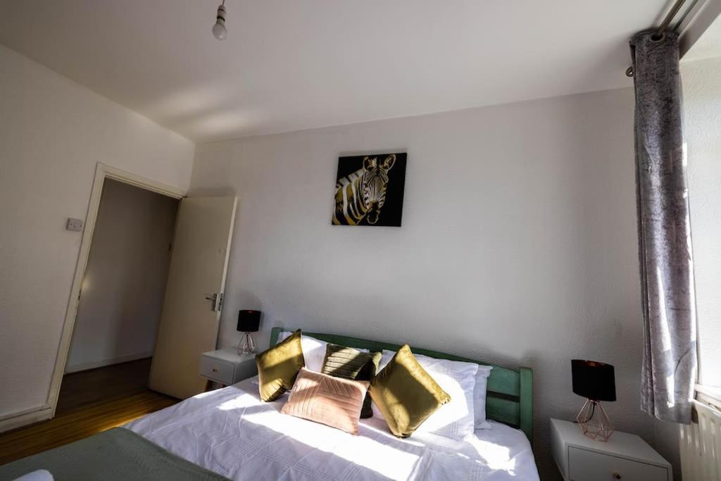 Pristine 3 Beds Hackney E9 Apartment ลอนดอน ภายนอก รูปภาพ